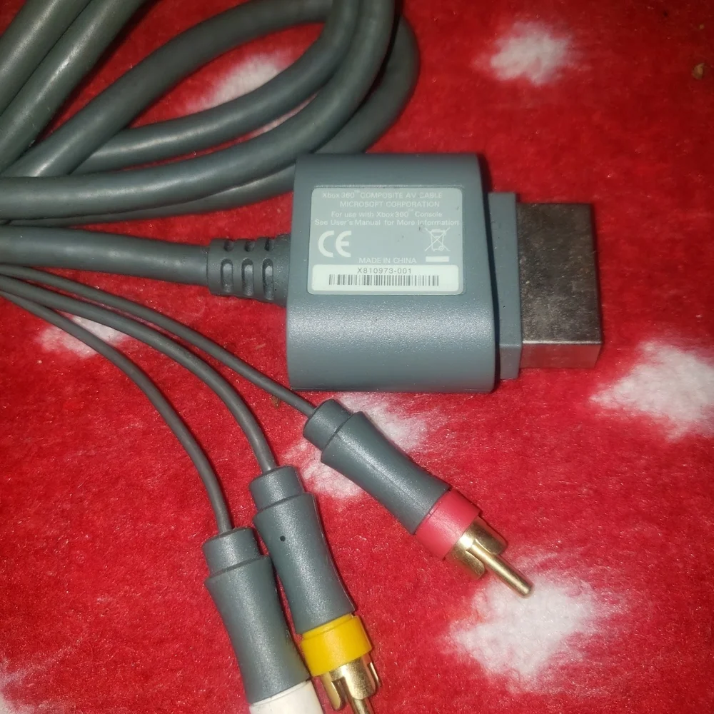 Genuine Microsoft Xbox 360 AV Cable Like New - BUY ONE ITEM CHOOSE ONE FREE
